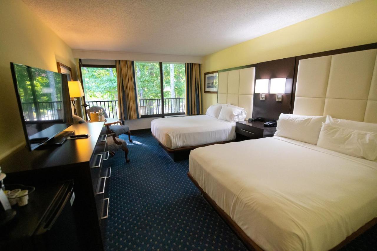 Holiday Inn Bar Harbor Regency Hotel By Ihg Exterior photo