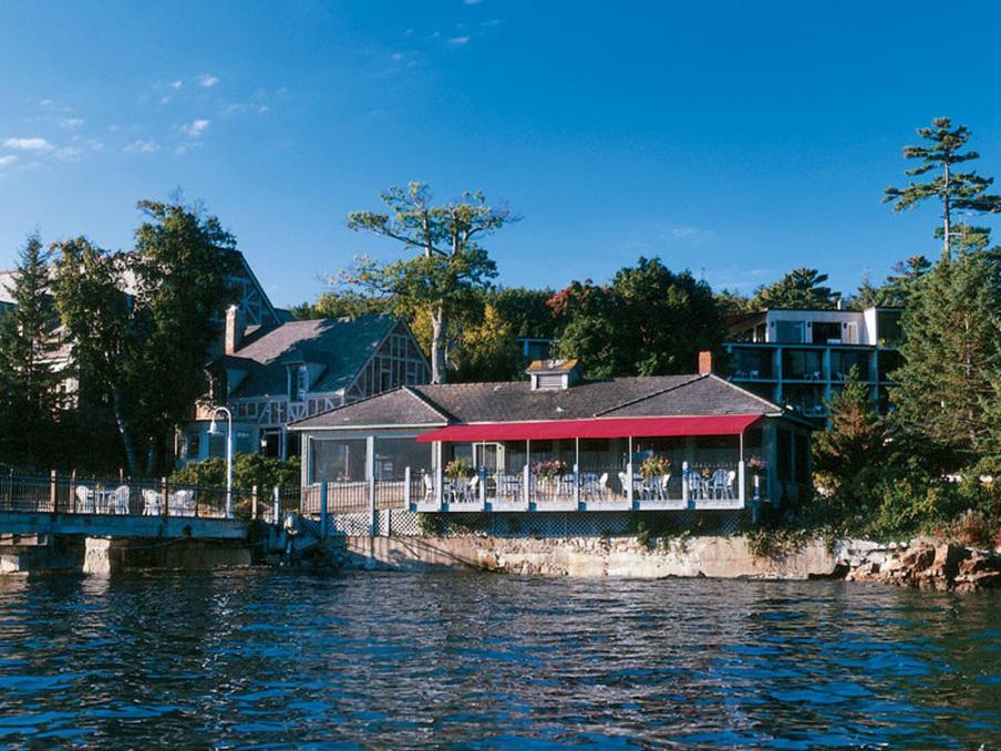 Holiday Inn Bar Harbor Regency Hotel By Ihg Exterior photo