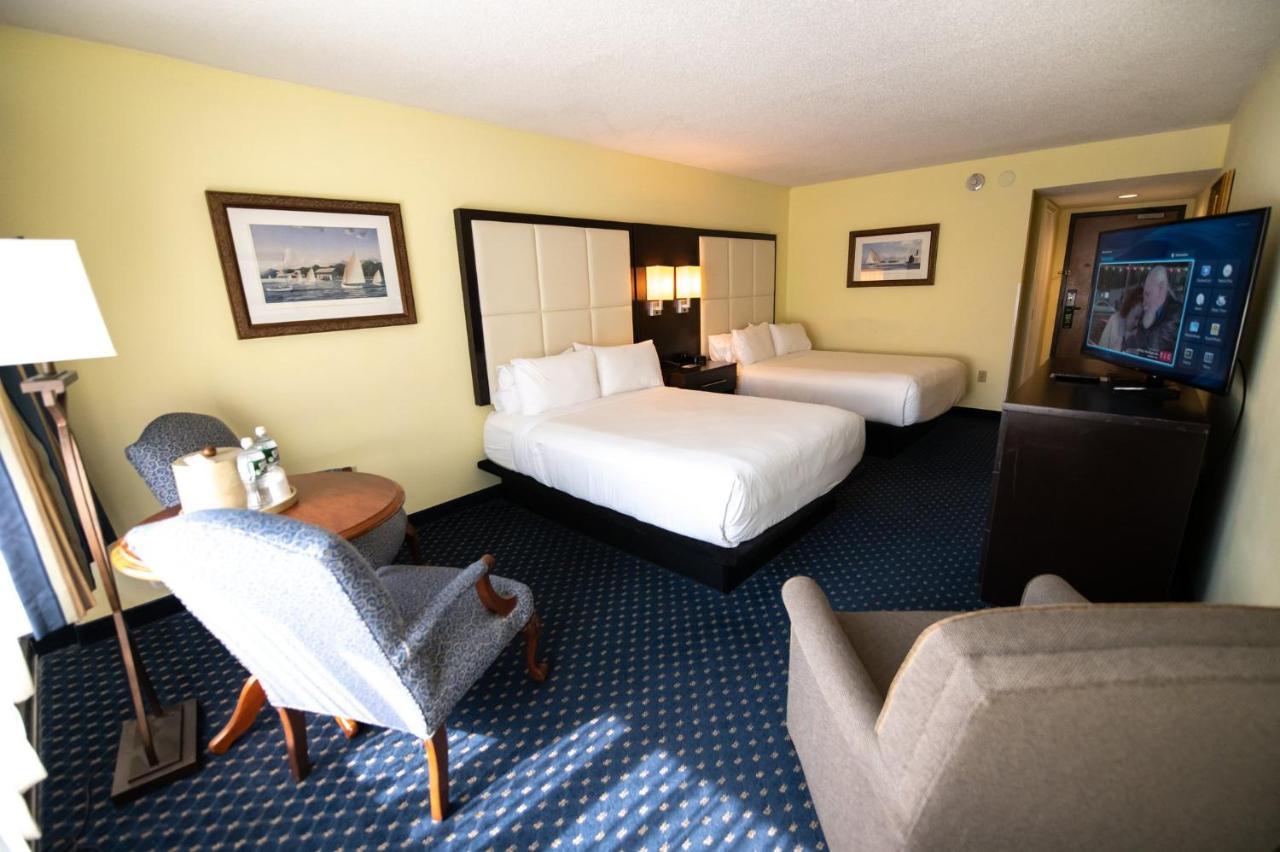 Holiday Inn Bar Harbor Regency Hotel By Ihg Exterior photo