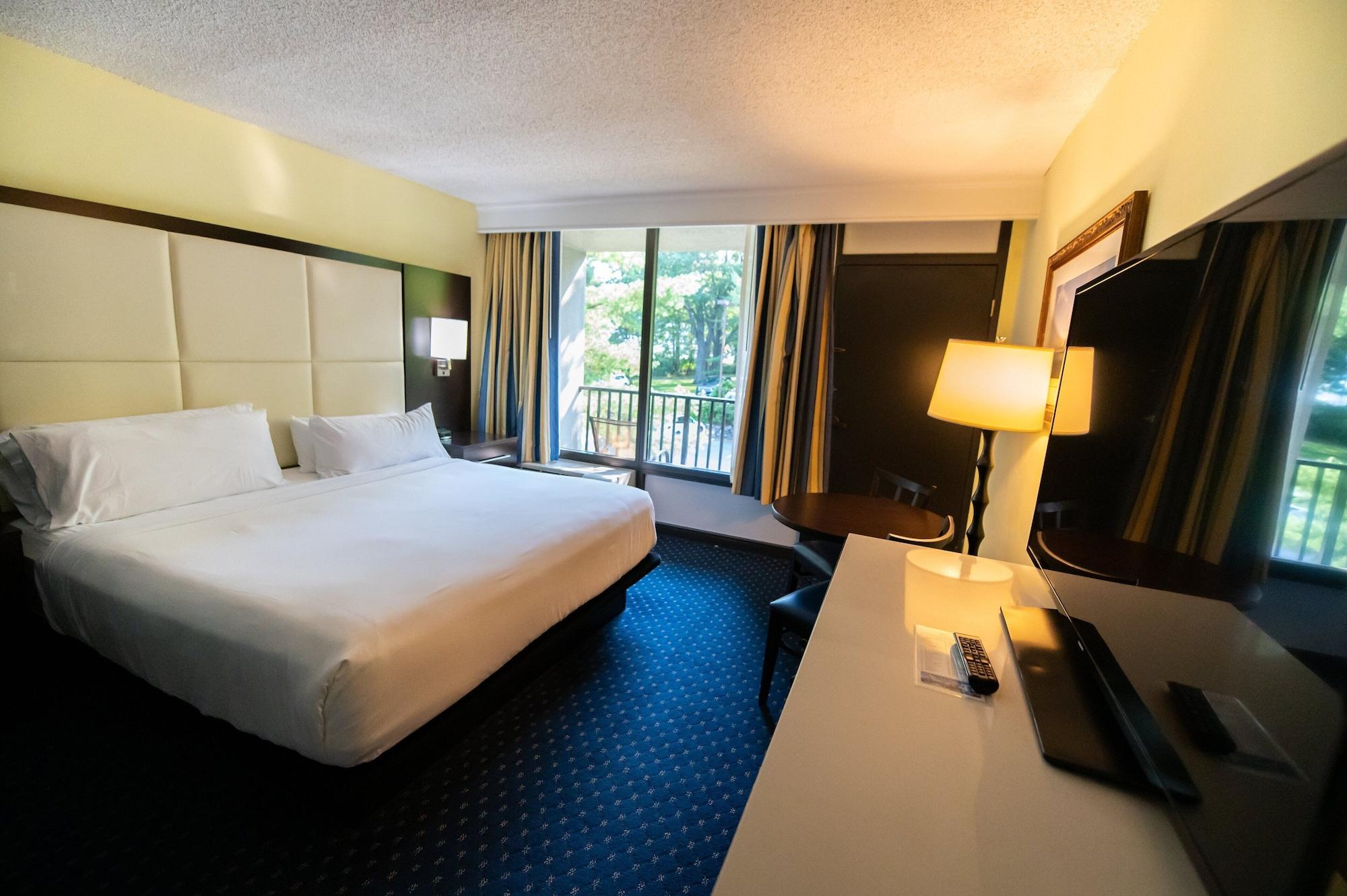 Holiday Inn Bar Harbor Regency Hotel By Ihg Exterior photo